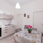 度假居 Luna Rossa Salento 切萨雷奥港