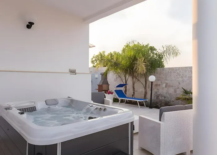 Luna Rossa Salento Tatil Evi *